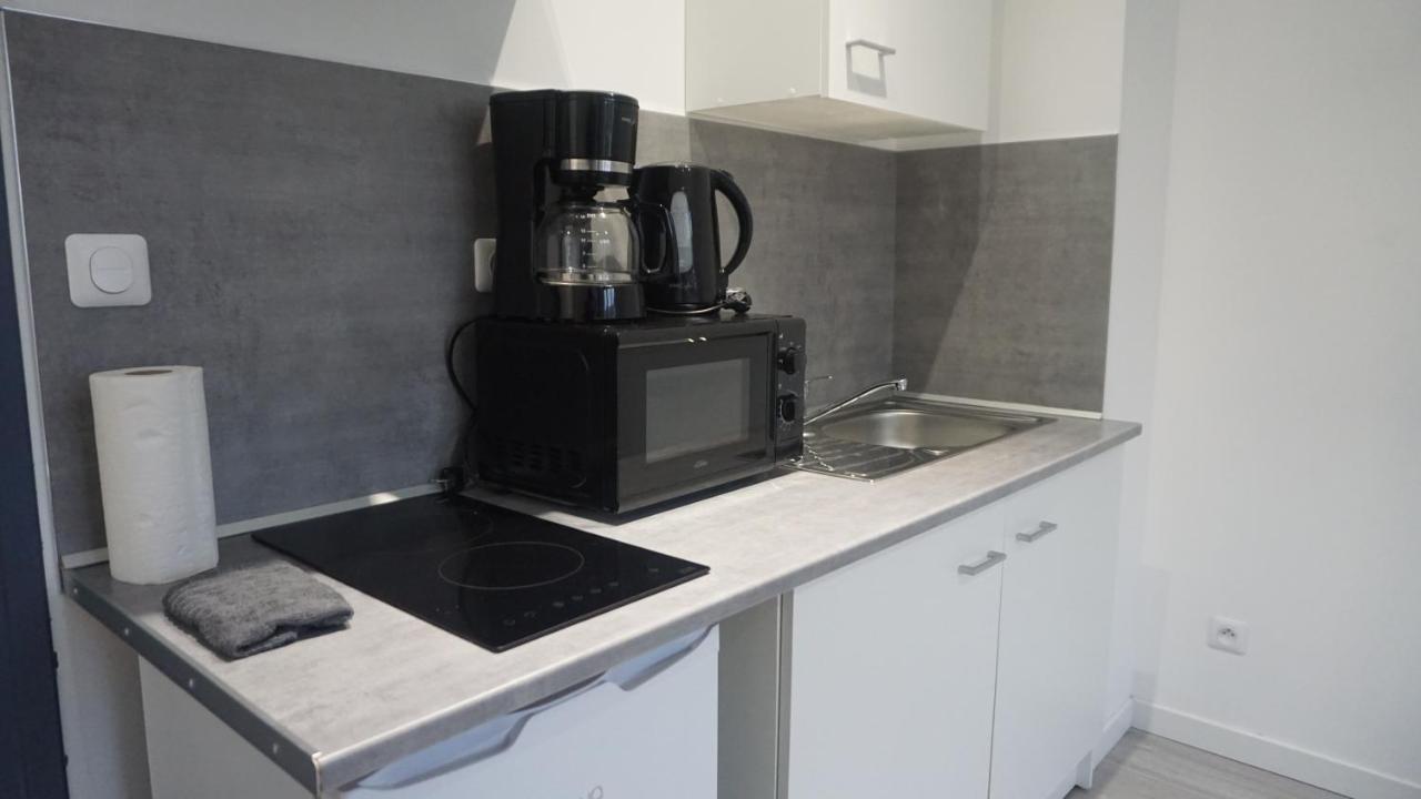Cosy T2 Wifi Parking Proche Gare Centre Ville Сен-Кантен Екстериор снимка